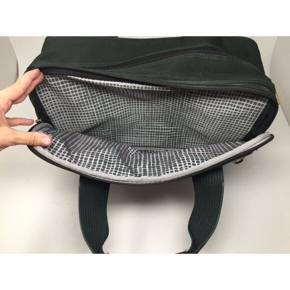 Ricardo Beverly Hills Green Zippered Carry On Travel Bag With Handles - Picture 14 of 14